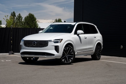 2025 Volvo XC90 plug-in hybrid T8 (2025.5) Ultra 7-Seater SUV