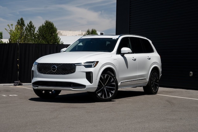 New 2025 Volvo XC90 plug-in hybrid T8 (2025.5) Ultra 7-Seater SUV Reno, NV