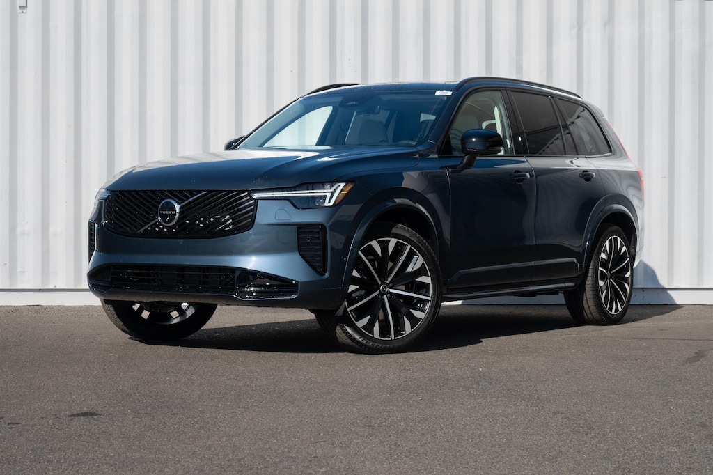 New 2026 Volvo XC90 B6 Ultra Dark Theme 7-Seater SUV