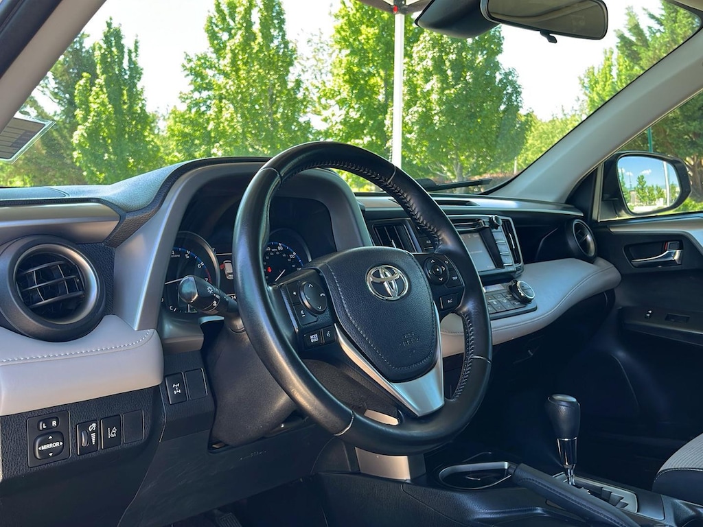 Used 2018 Toyota RAV4 XLE SUV