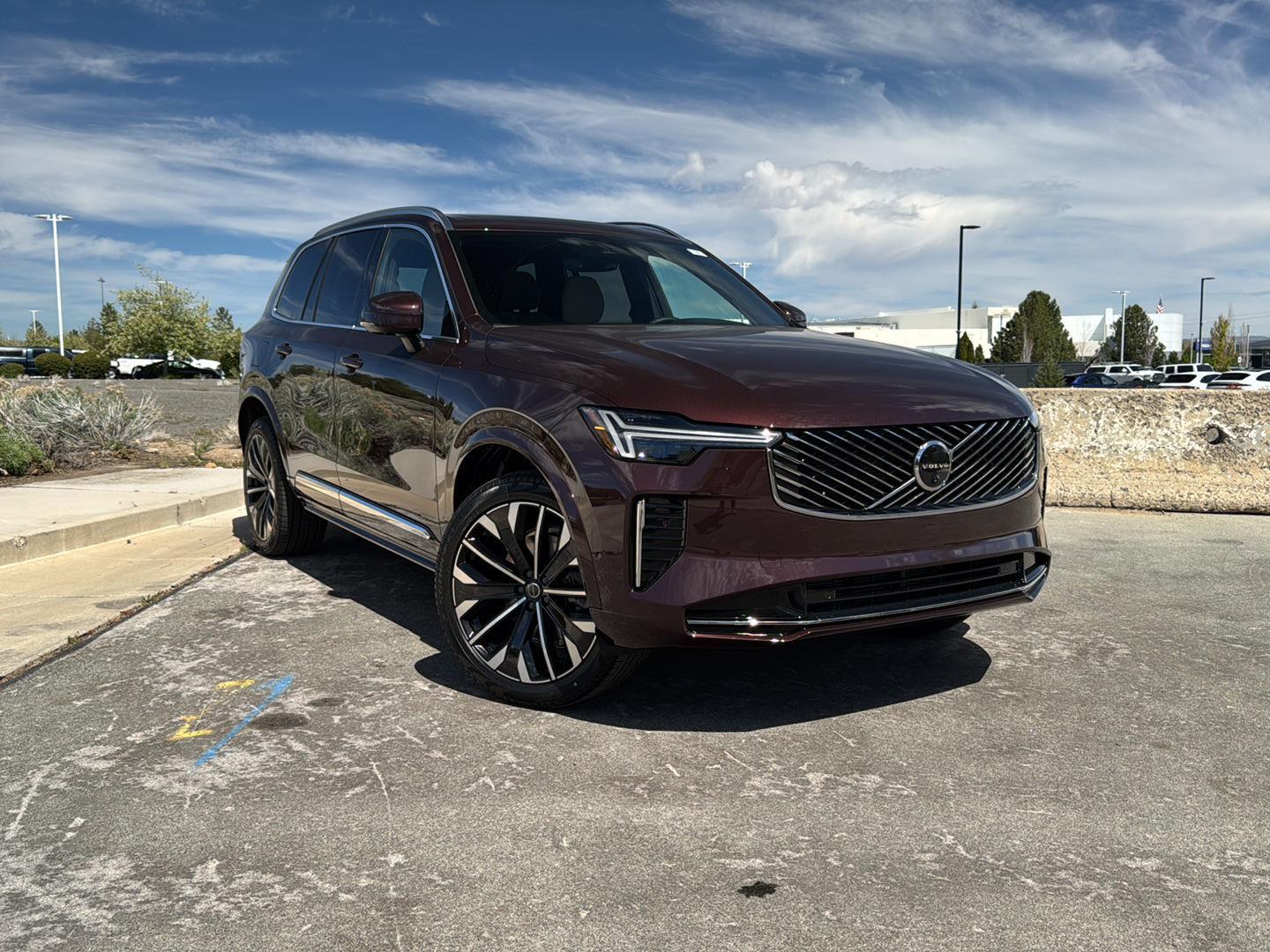 2026 Volvo XC90 B5 Plus Bright 4WD's photo
