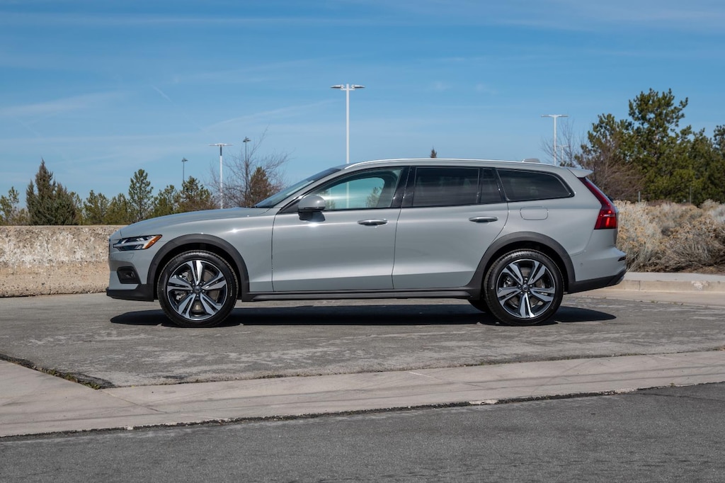 New 2026 Volvo V60 Cross Country B5 Plus Wagon