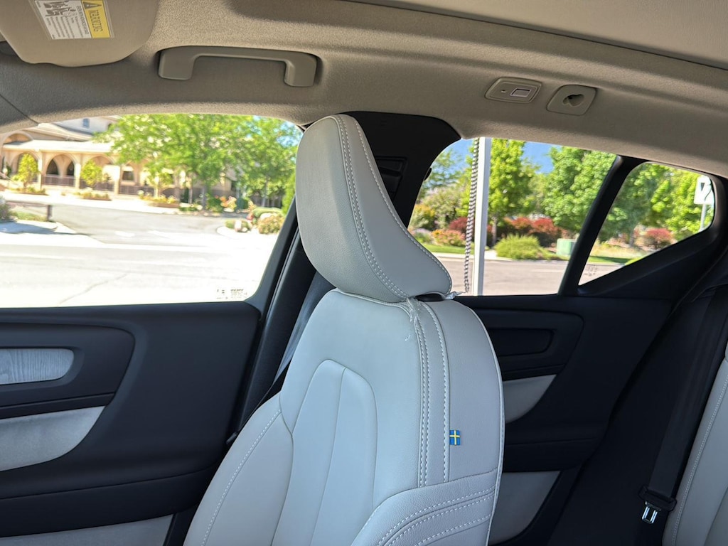 New 2026 Volvo XC40 B5 Plus SUV