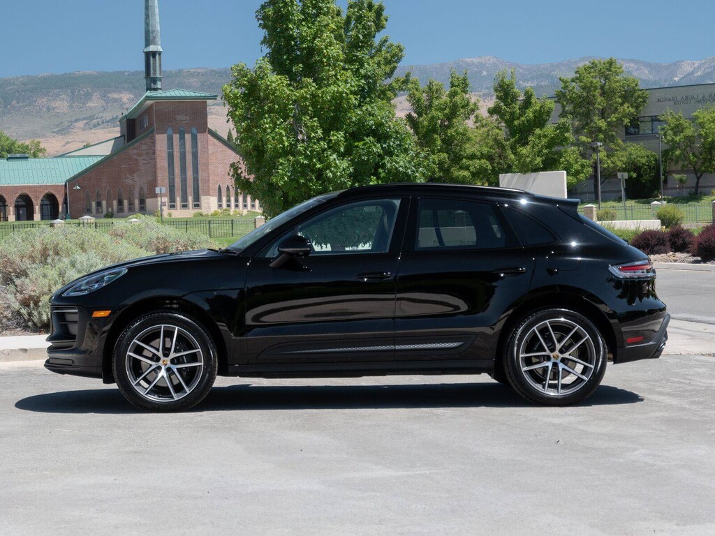 Used 2026 Porsche Macan Base AWD