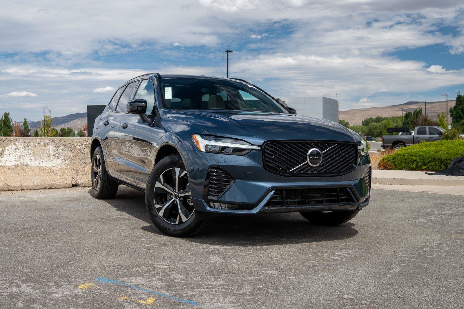 2026 Volvo XC60 Core