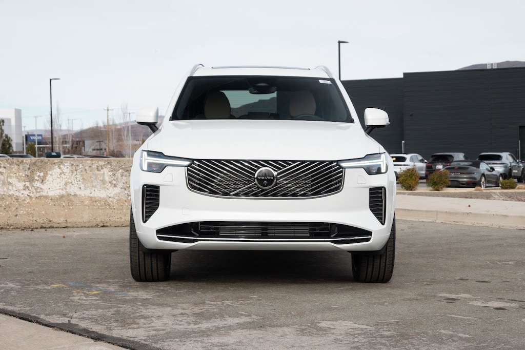 New 2026 Volvo XC90 plug-in hybrid T8 Ultra 7-Seater SUV