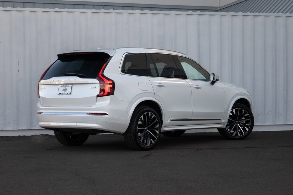 2026 Volvo XC90 Plus - Photo 7