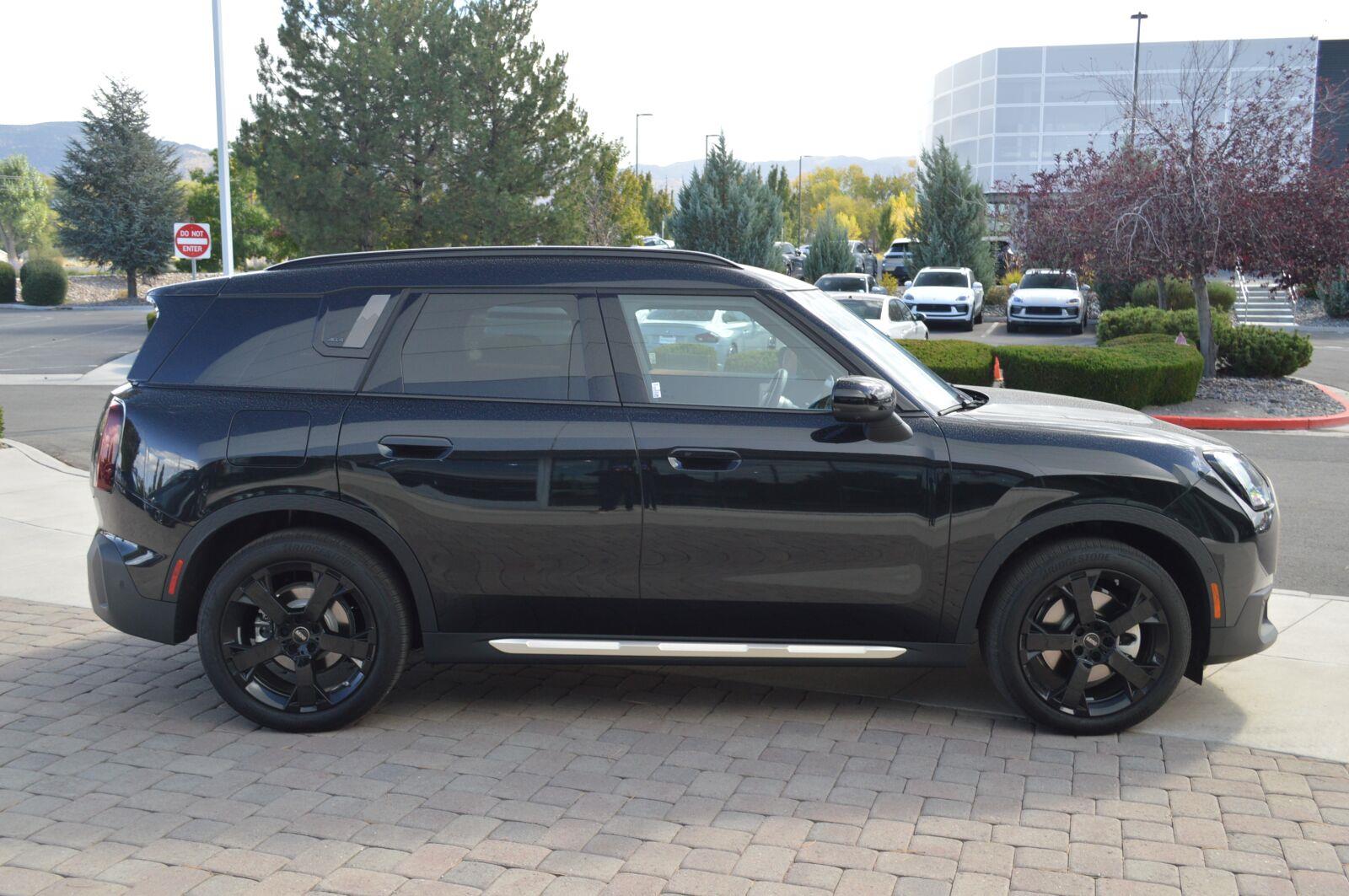 Used 2025 MINI Countryman SE SUV