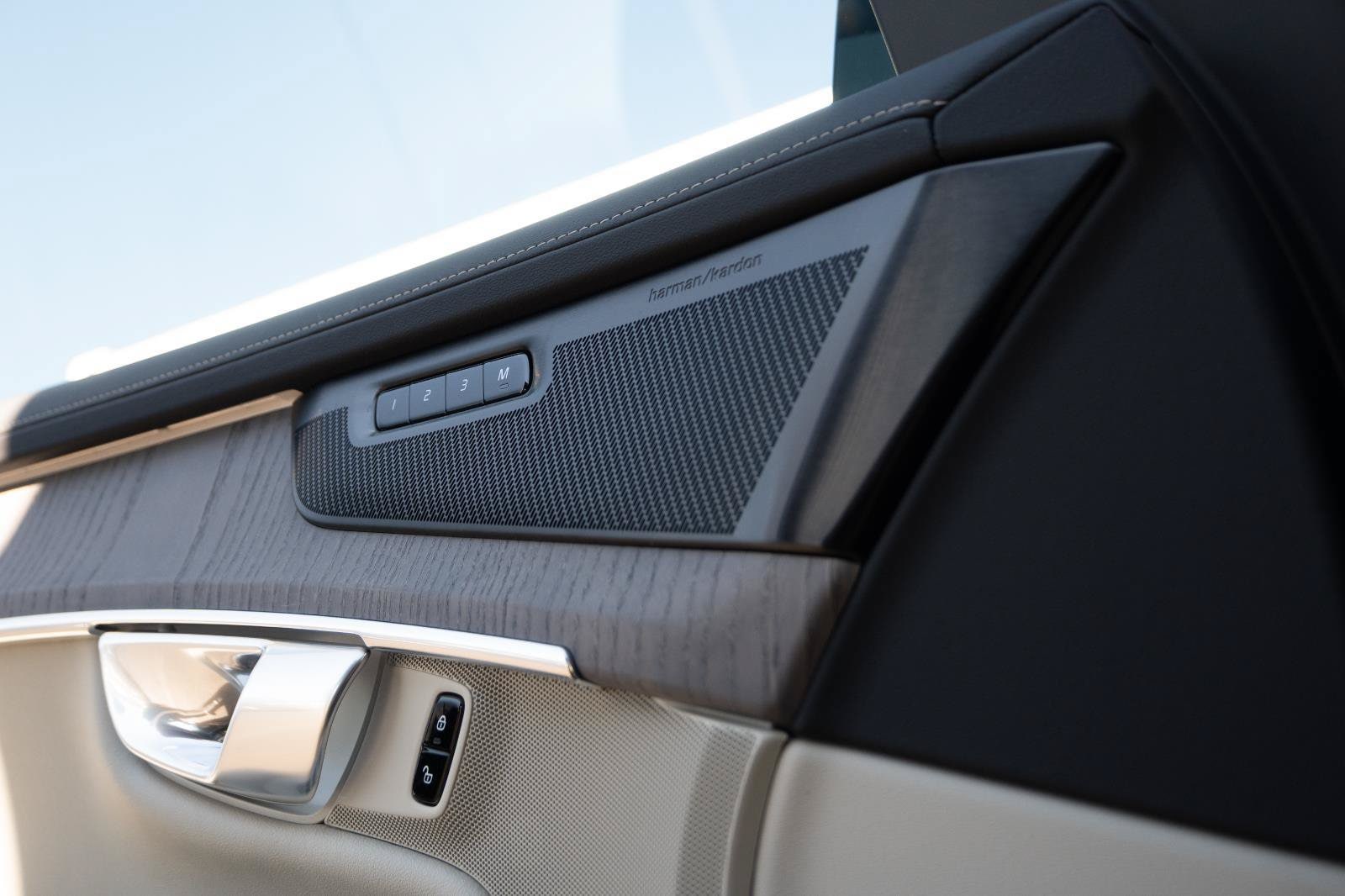 2026 Volvo XC90 Ultra - Photo 27