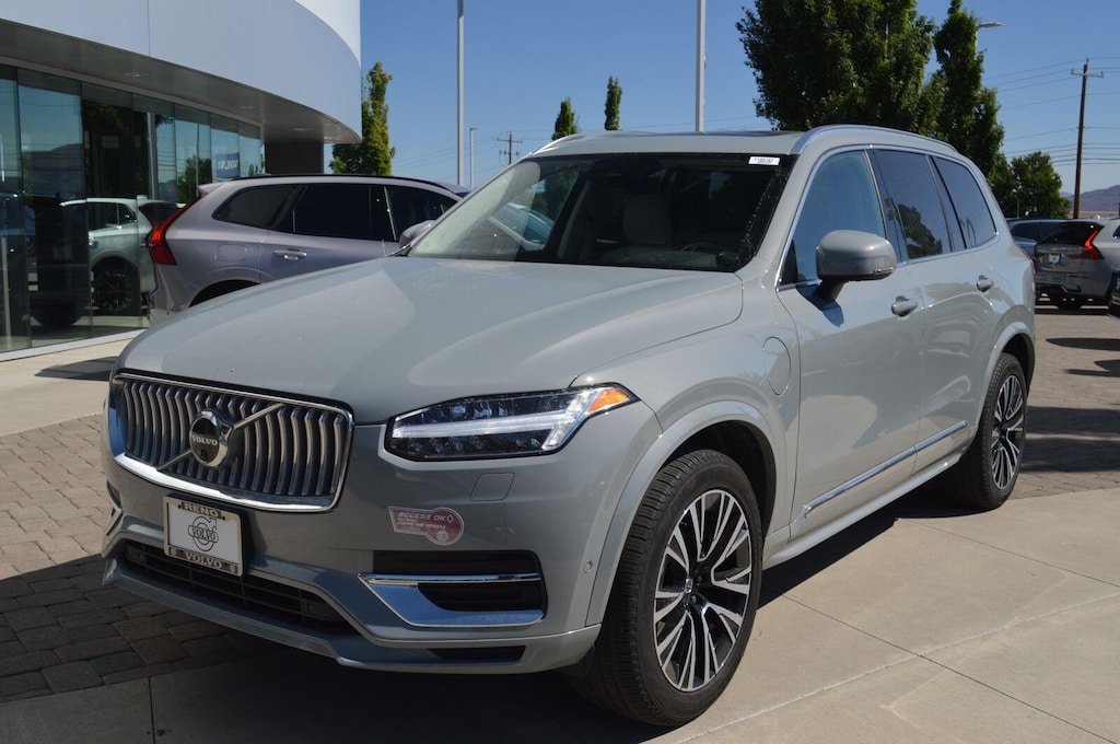 Certified 2023 Volvo XC90 Recharge Plug-In Hybrid Plus Dark Theme SUV