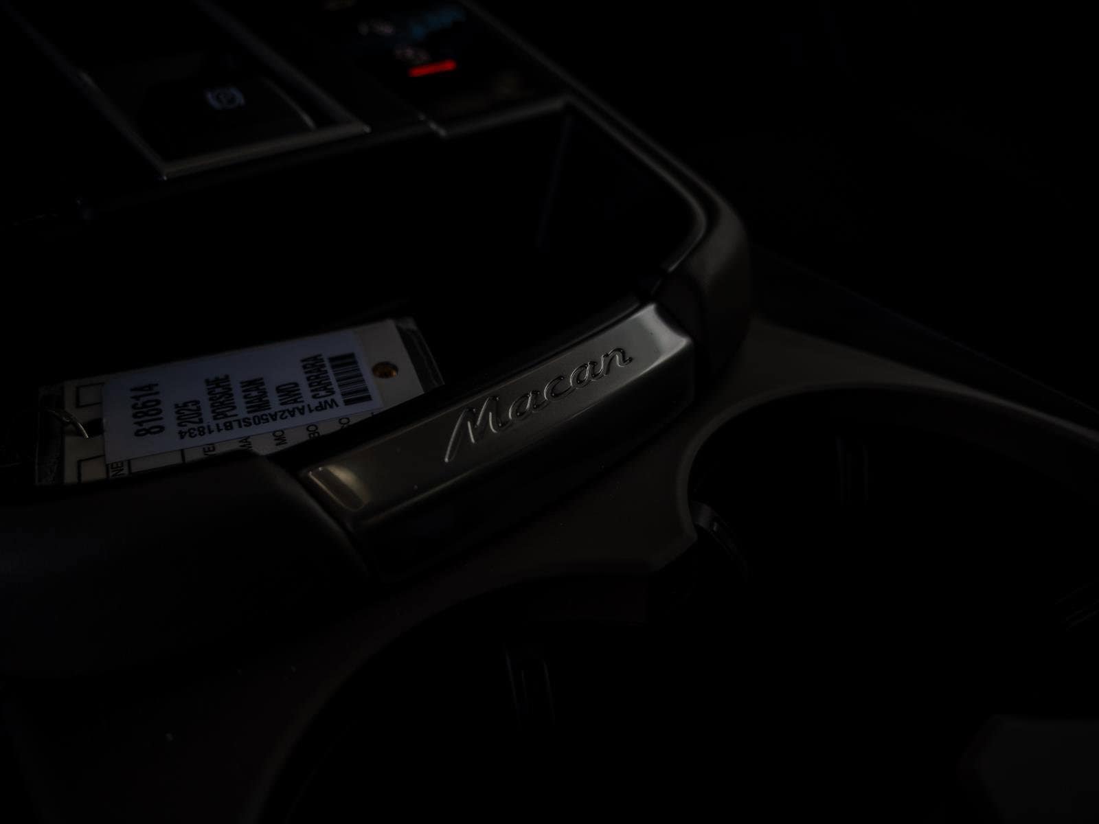 2025 Porsche Macan Base - Photo 30