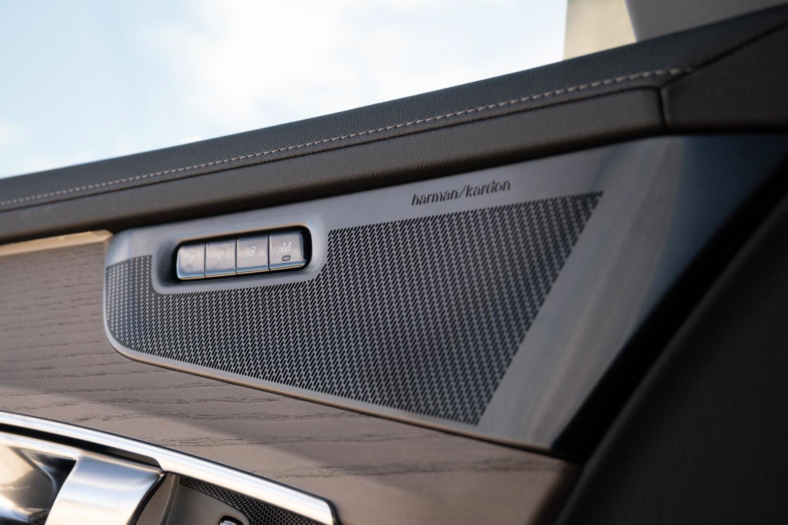 2026 Volvo XC90 Plus - Photo 21
