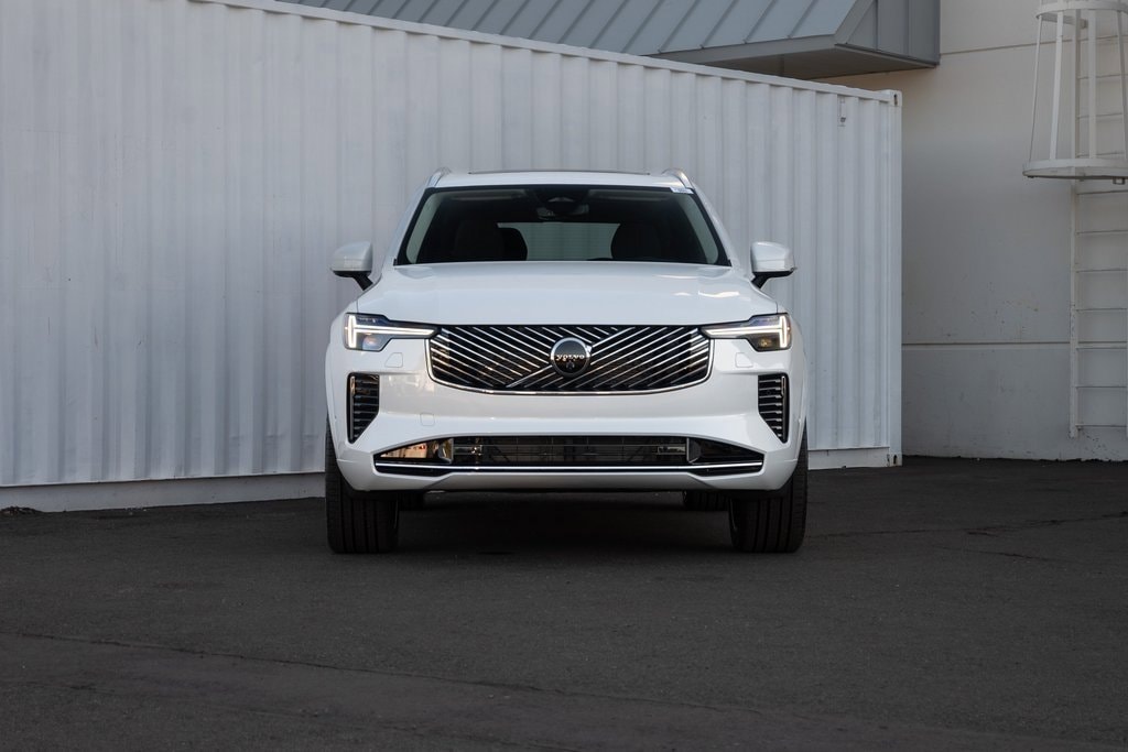 2026 Volvo XC90 Plus - Photo 11