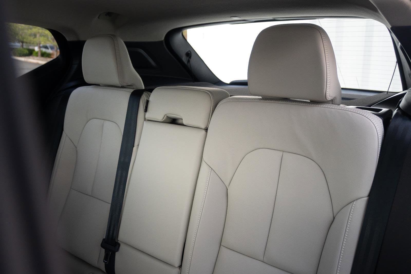 2026 Volvo XC40 Plus - Photo 14