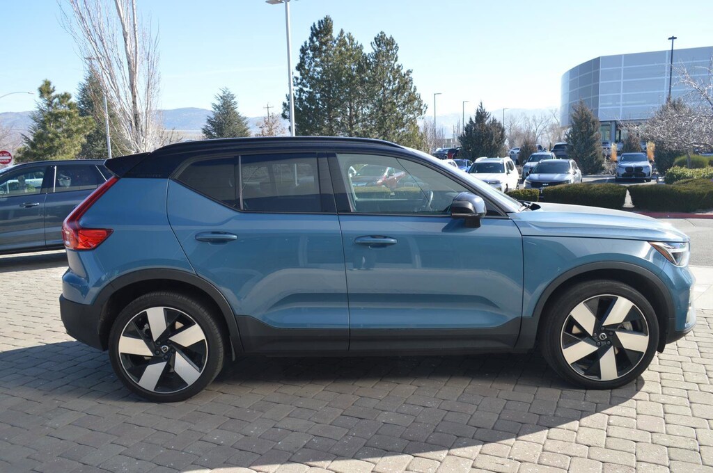 Certified 2023 Volvo XC40 Recharge Pure Electric Ultimate Twin eAWD Ultimate