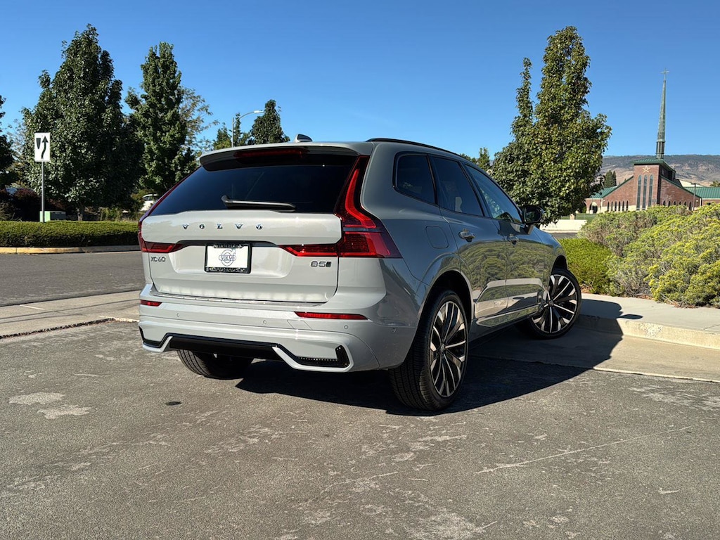 New 2027 Volvo XC60 Ultra SUV