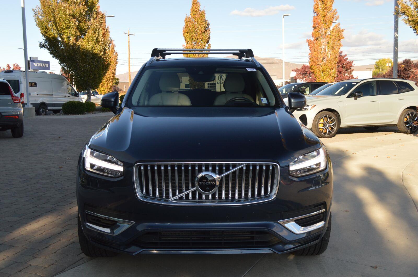 Used 2022 Volvo XC90 Recharge Plug-In Hybrid Inscription SUV