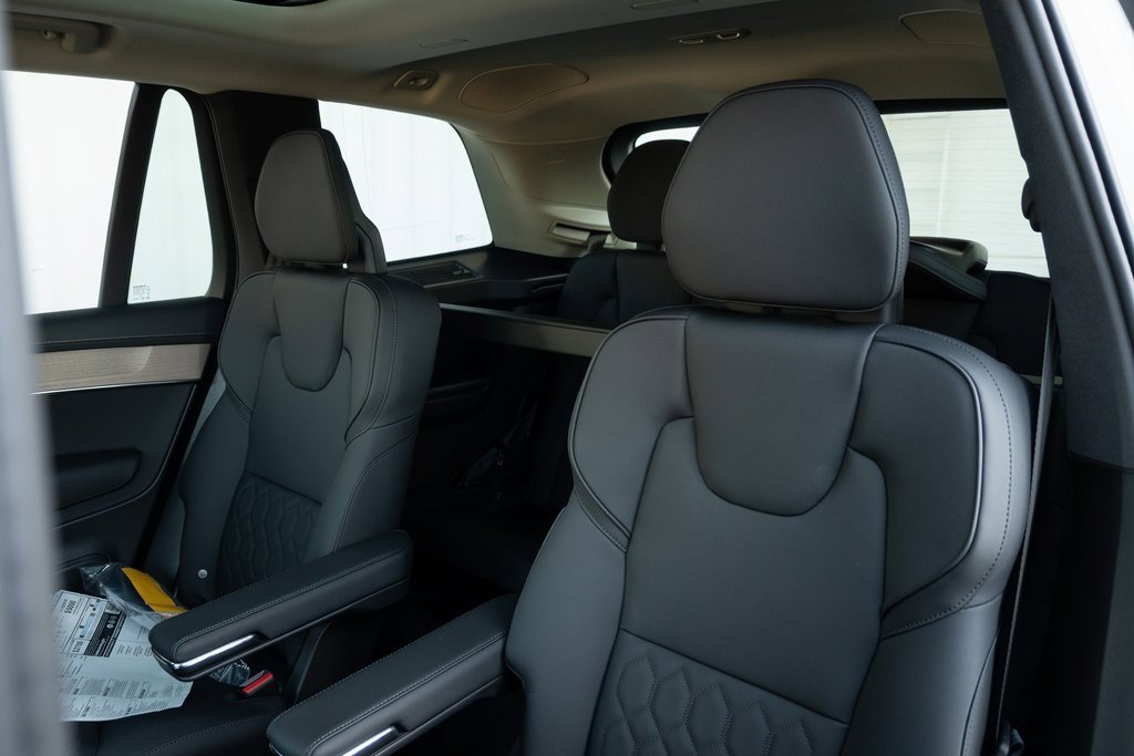 2026 Volvo XC90 Plus - Photo 29