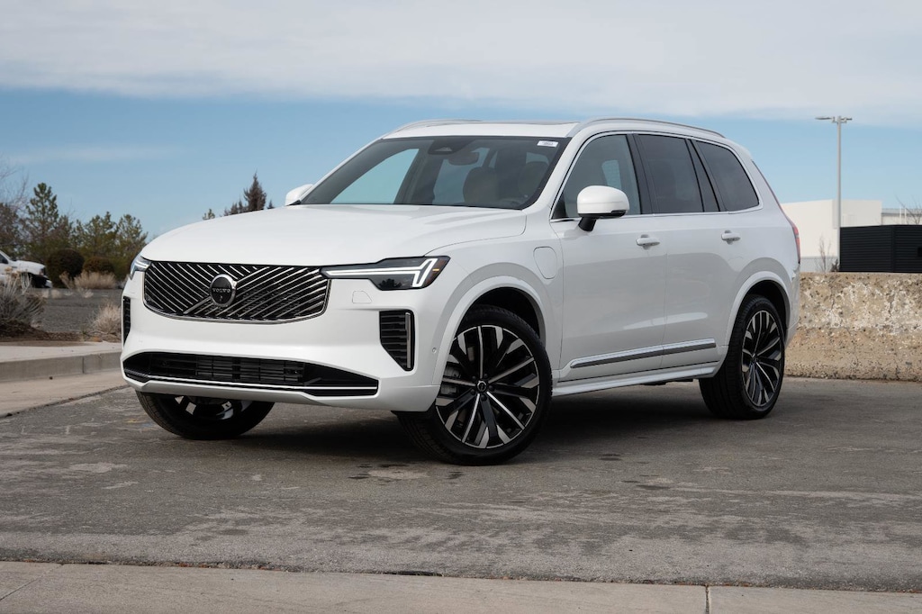 New 2026 Volvo XC90 plug-in hybrid T8 Ultra 7-Seater SUV