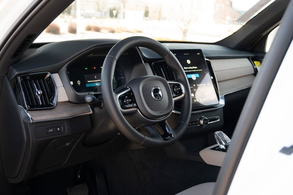 New 2026 Volvo XC90 plug-in hybrid T8 Plus 7-Seater SUV