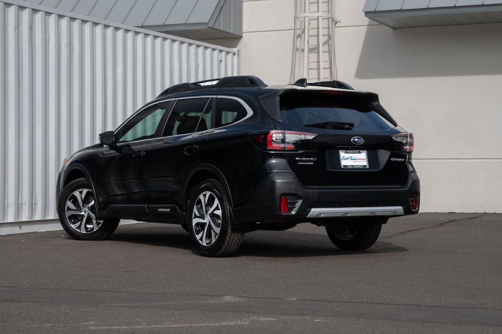 Used 2022 Subaru Outback Limited SUV