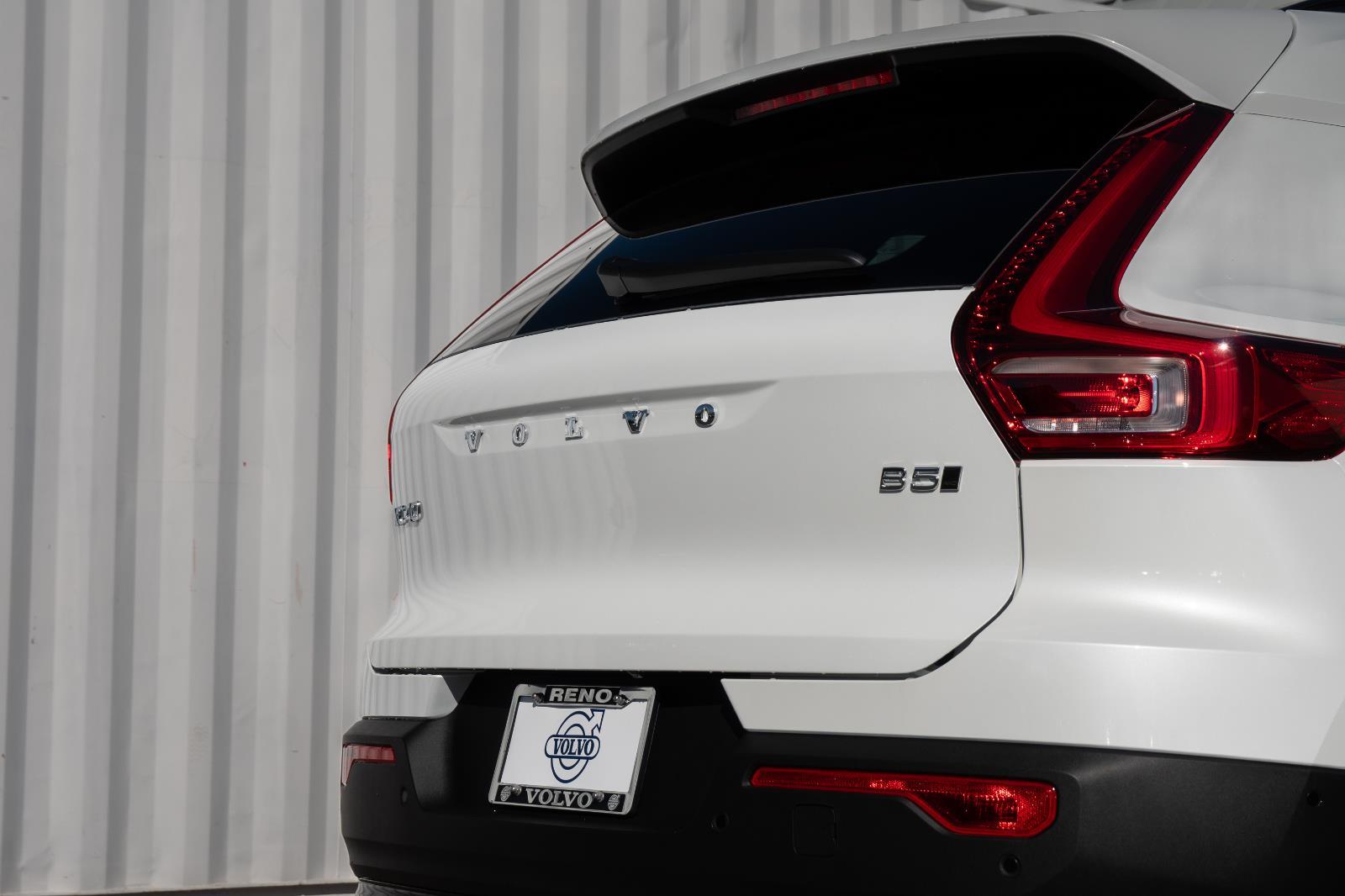 2026 Volvo XC40 Plus - Photo 22