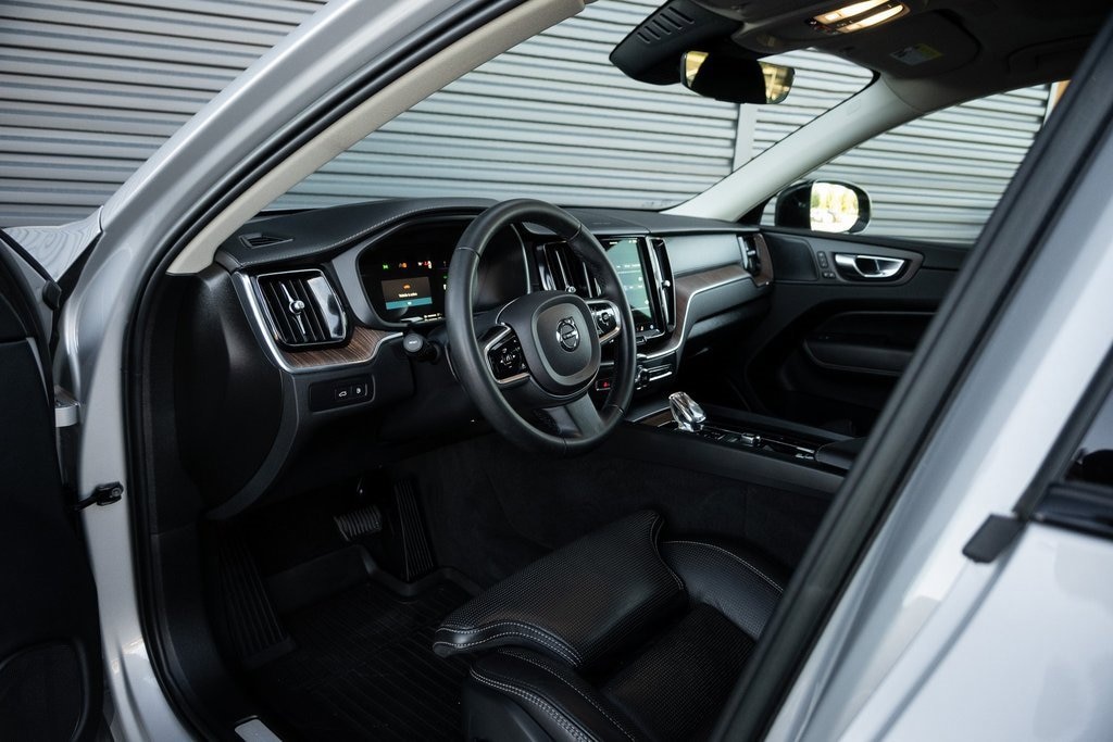 Certified 2023 Volvo XC60 Recharge Plug-In Hybrid Ultimate Dark Theme T8 eAWD PHEV Ultimate Dark Theme