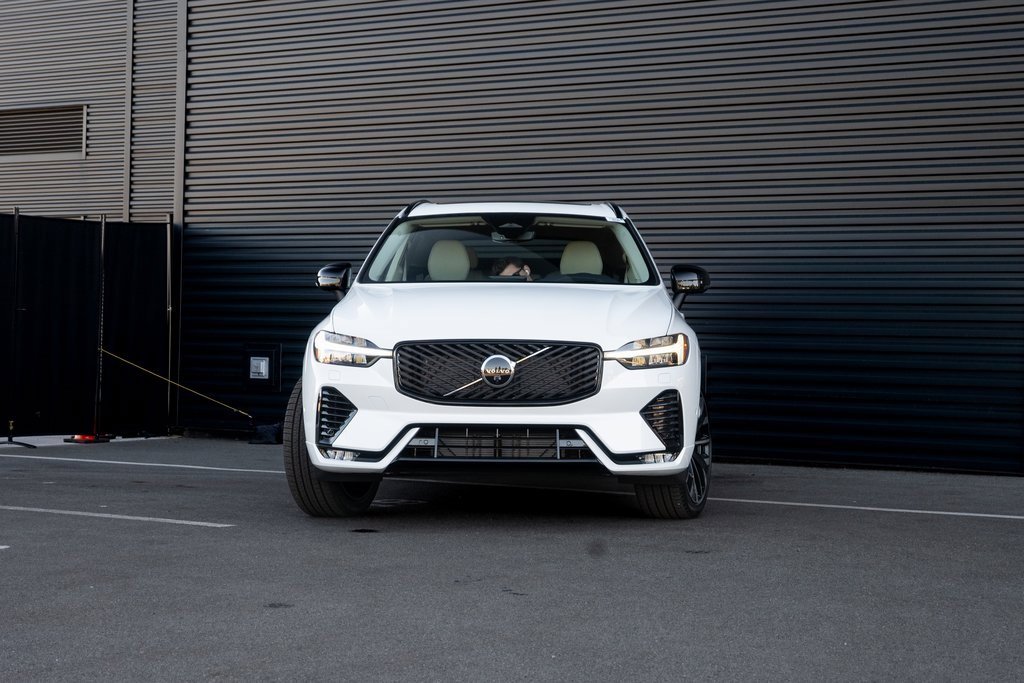 2026 Volvo XC60 Ultra - Photo 11