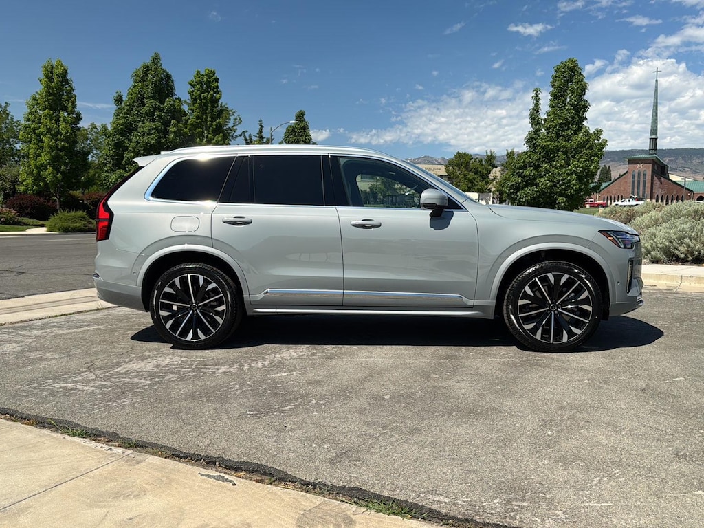 New 2026 Volvo XC90 B6 Plus 7-Seater SUV
