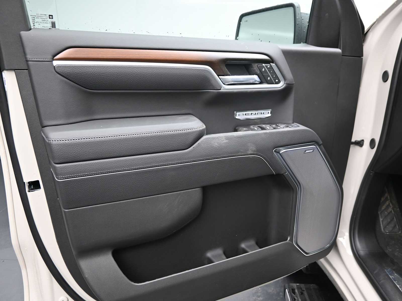 2026 GMC Sierra 1500 Denali - Photo 8