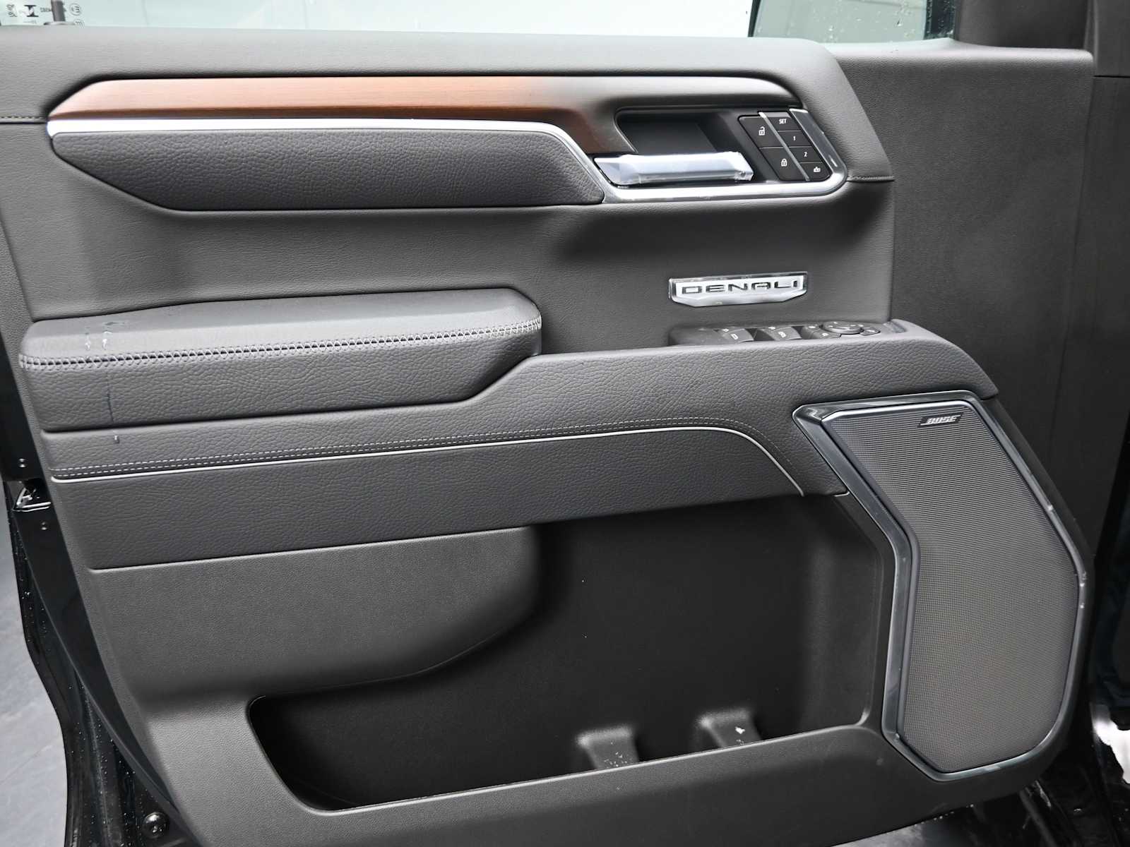 2026 GMC Sierra 1500 Denali - Photo 6