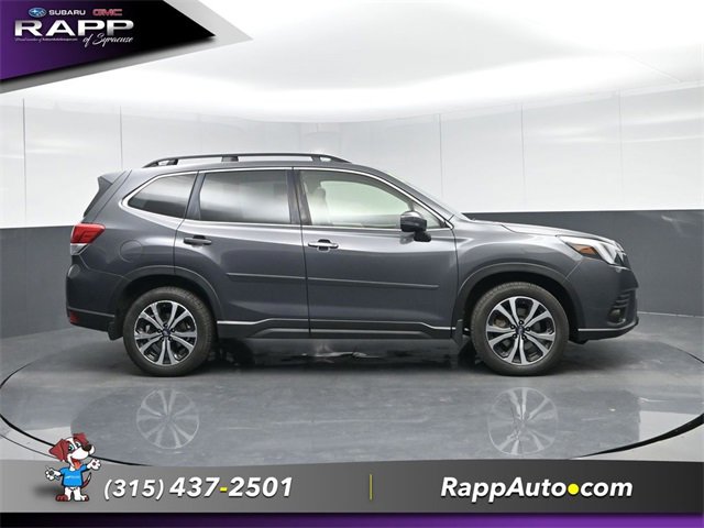 2022 Subaru Forester Limited photo 3