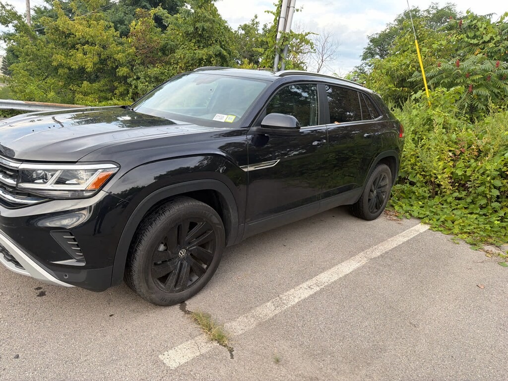 Used 2023 Volkswagen Atlas Cross Sport 3.6L V6 SE w/Technology