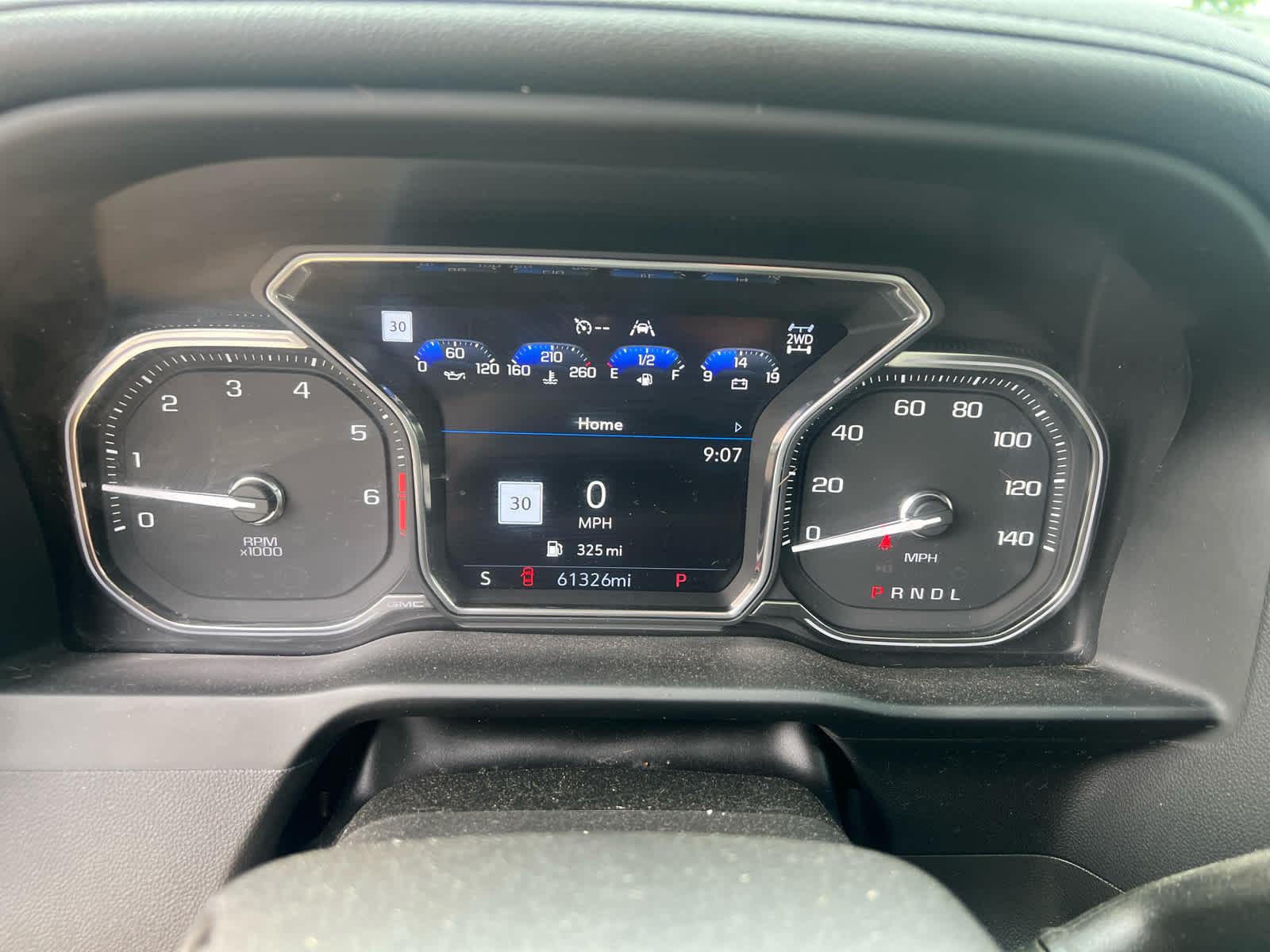 2022 GMC Sierra 4WD Crew Cab Short Box Denali's photo