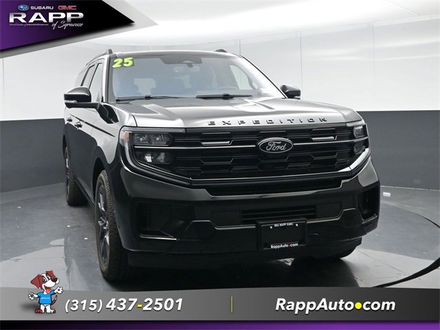 2025 Ford Expedition MAX Platinum photo 2