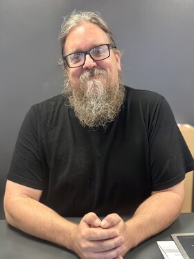 Staff member Dan D from ID_8b76c1f2647e