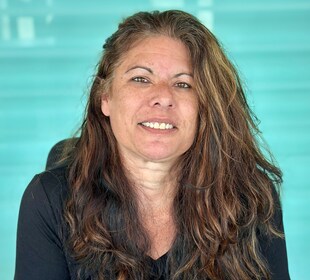 Staff member Nadine S from ID_470425b129a1