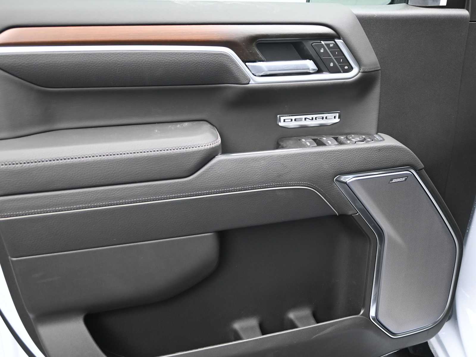2026 GMC Sierra 1500 Denali - Photo 6