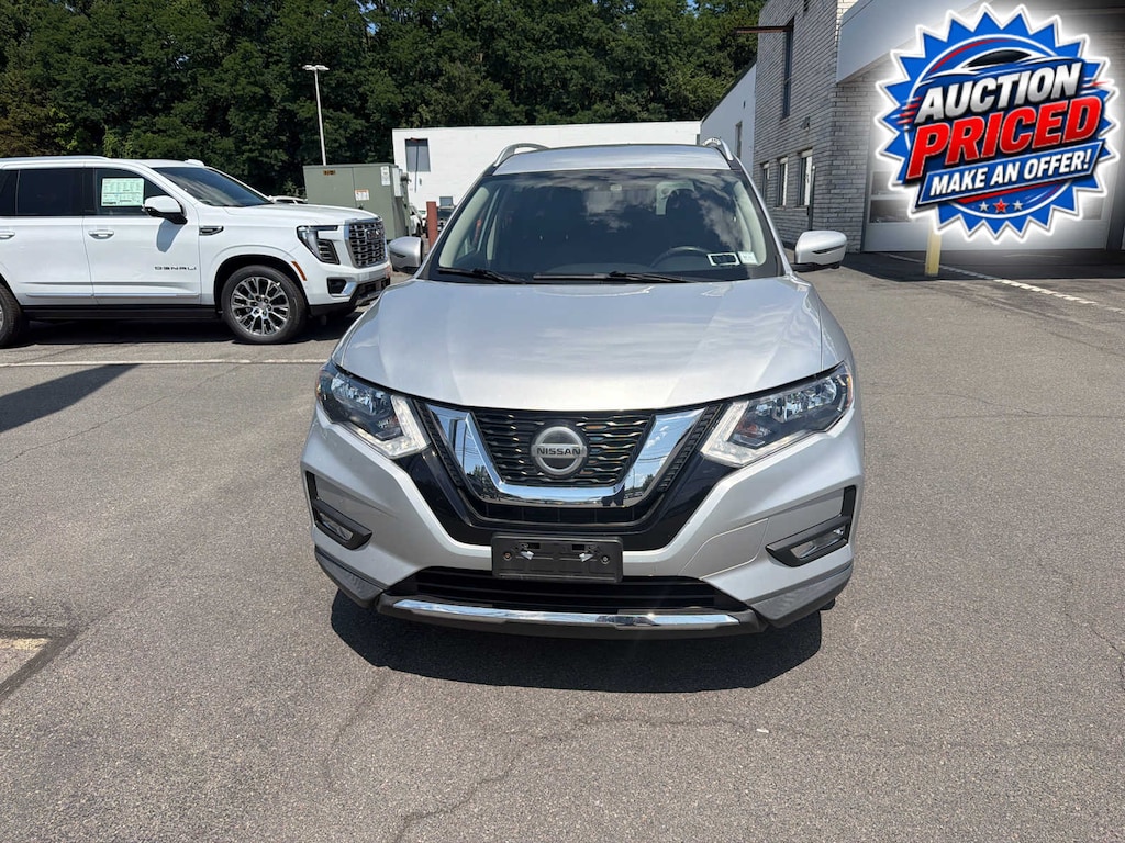 Used 2018 Nissan Rogue SV