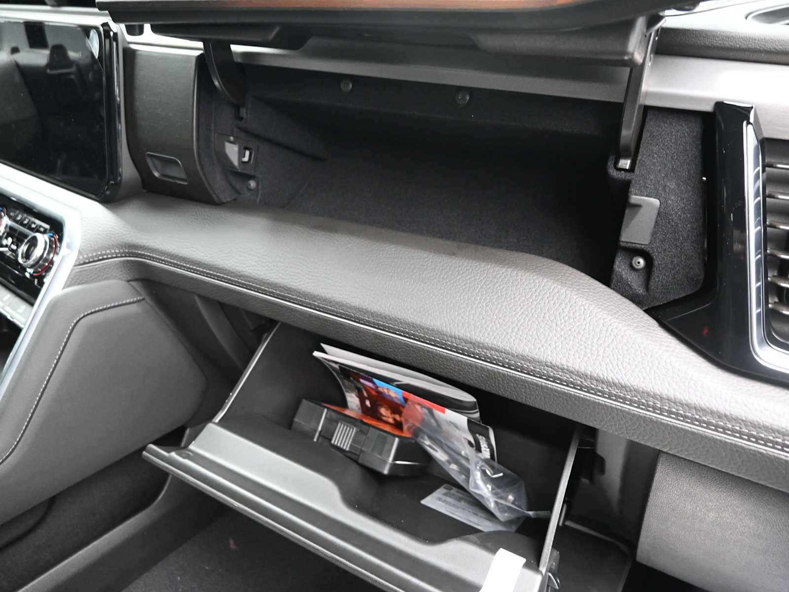 2026 GMC Sierra 1500 Denali - Photo 17