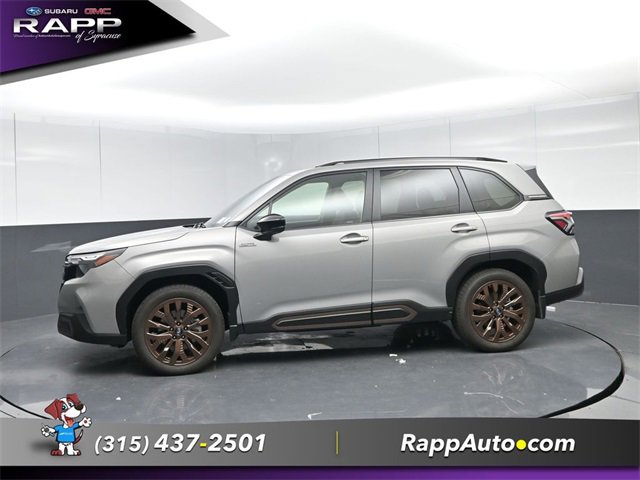 2025 Subaru Forester Sport photo 2