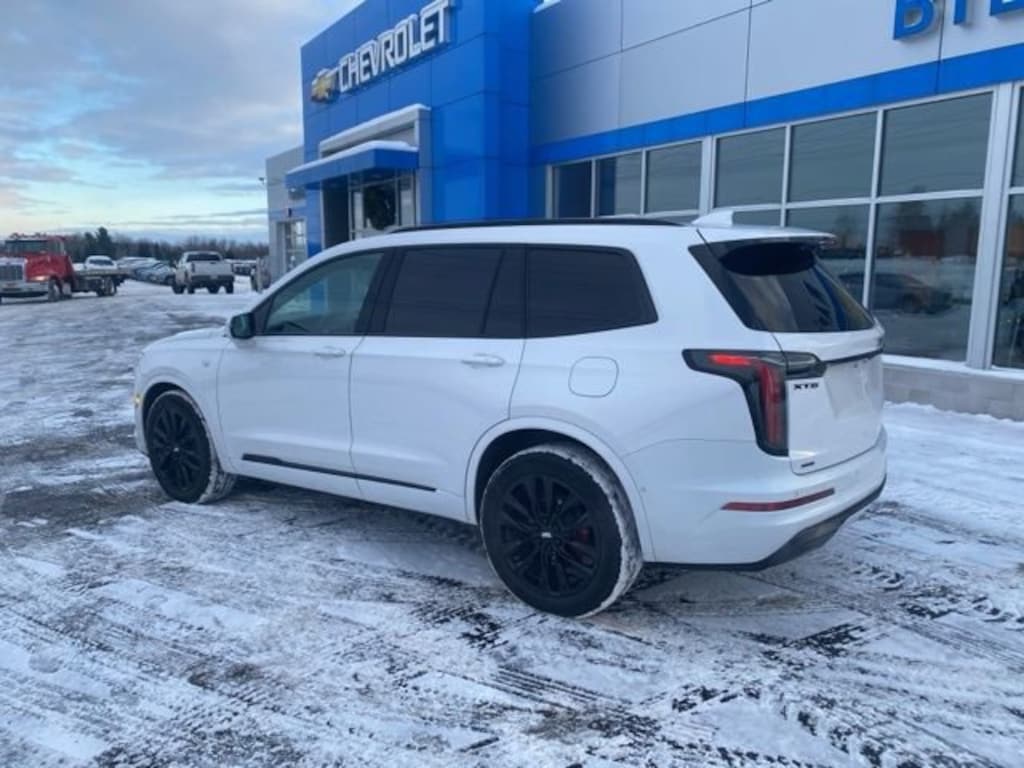 Used 2023 CADILLAC XT6 Sport SUV