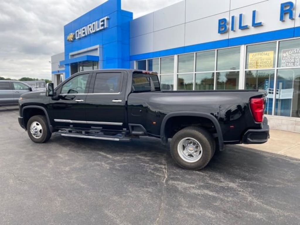 Used 2024 Chevrolet Silverado 3500 HD High Country DRW Truck Crew Cab