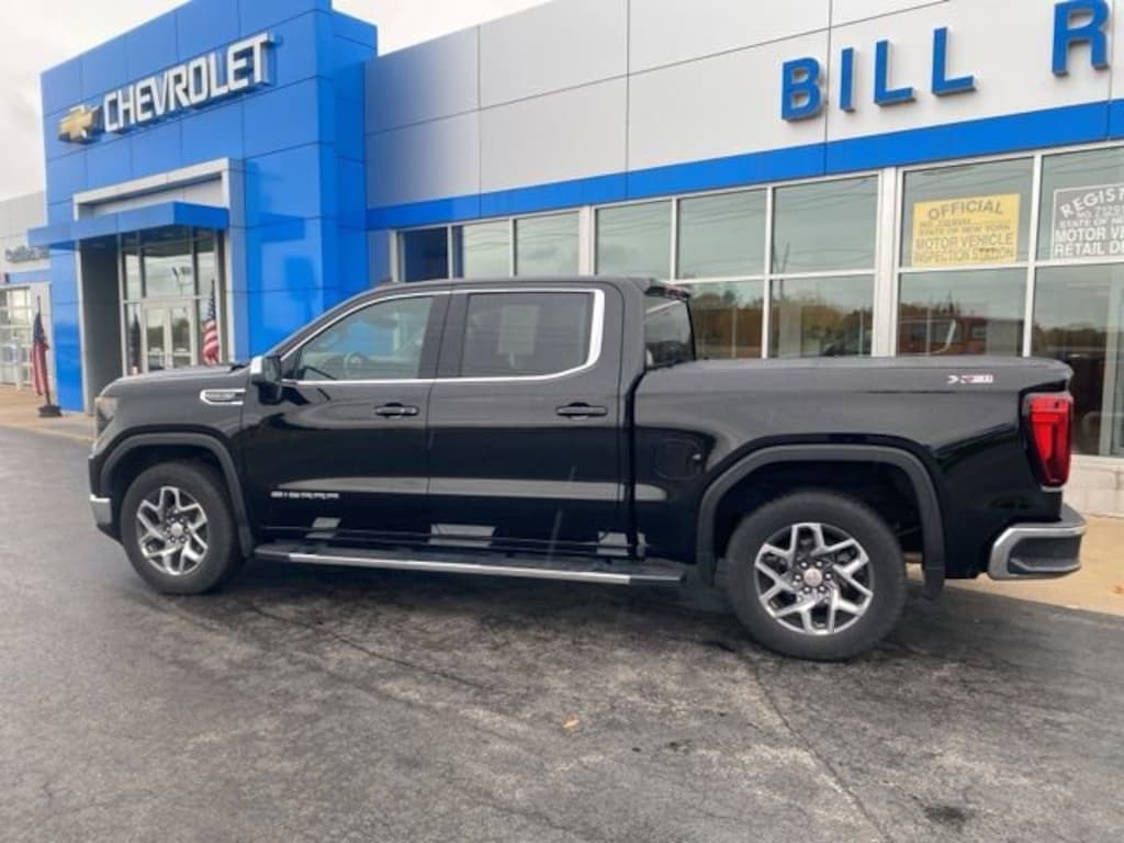 Used 2023 GMC Sierra 1500 SLE Truck Crew Cab