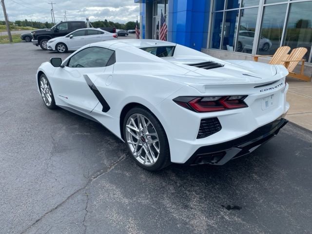 2025 Chevrolet Corvette Stingray 2LT photo 3