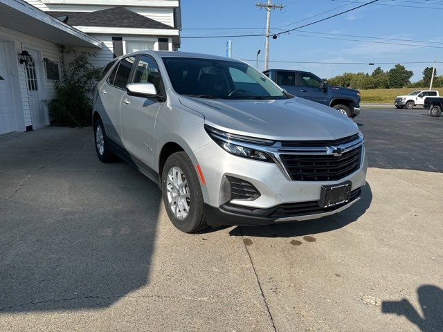 Used 2022 Chevrolet Equinox LT with VIN 3GNAXUEV7NS102821 for sale in Ogdensburg, NY