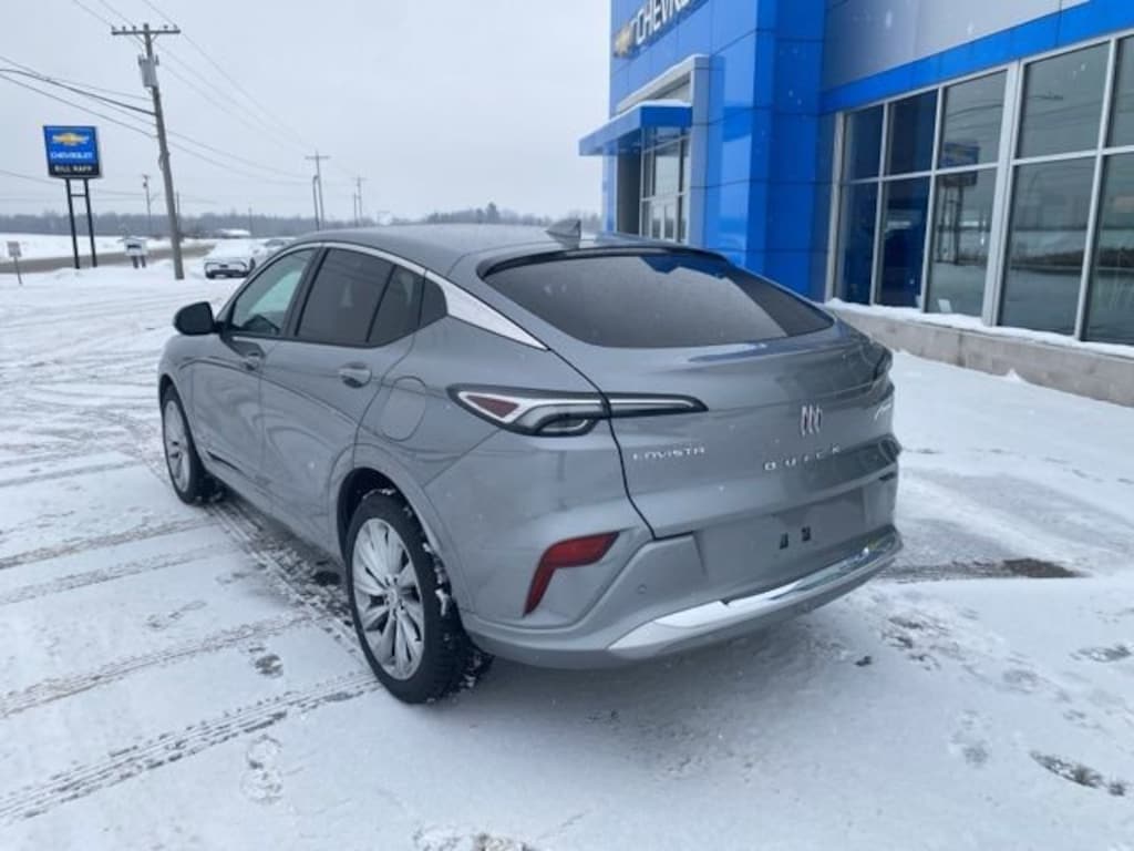 Used 2024 Buick Envista Avenir SUV