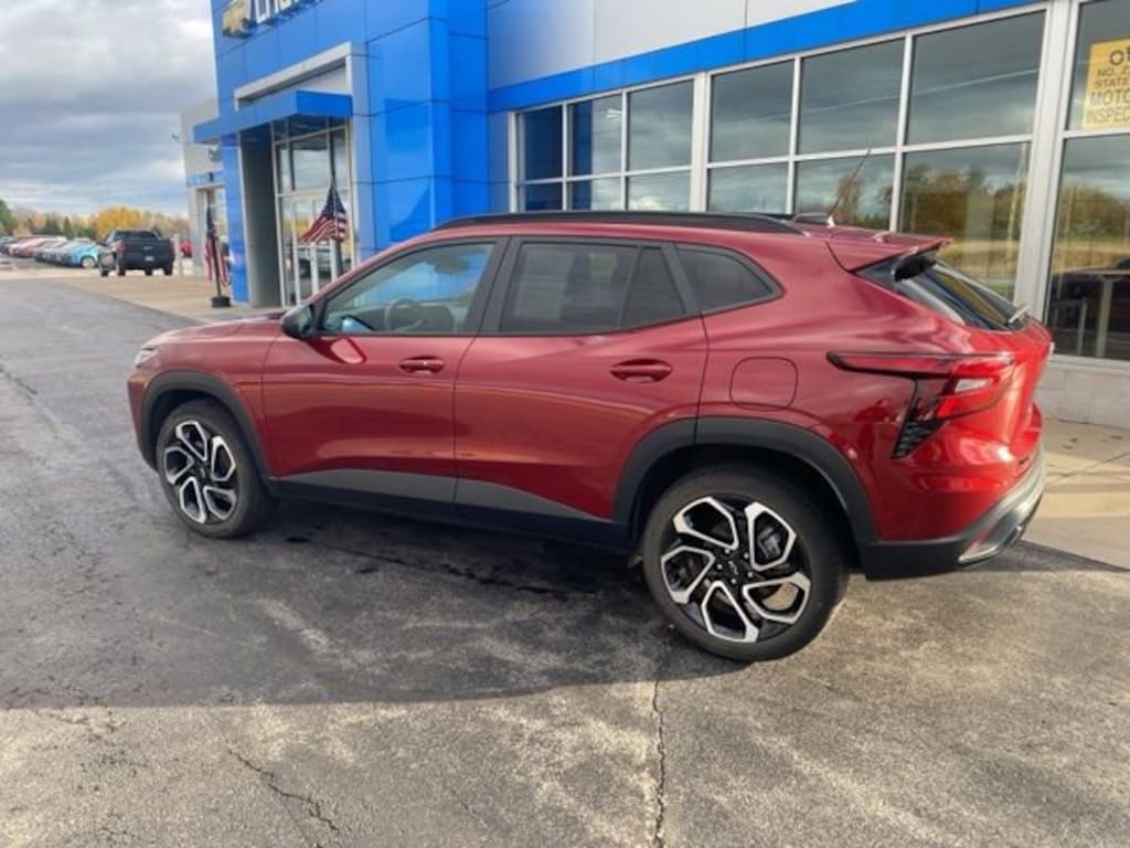 Used 2024 Chevrolet Trax 2RS SUV