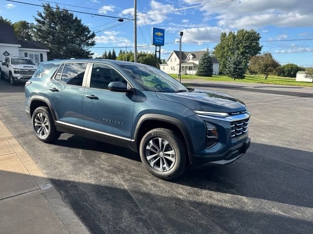 2027 Chevrolet Equinox LT - Photo 4
