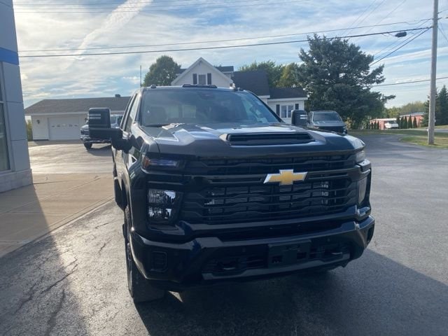 2025 Chevrolet Silverado 2500 HD Custom - Photo 6